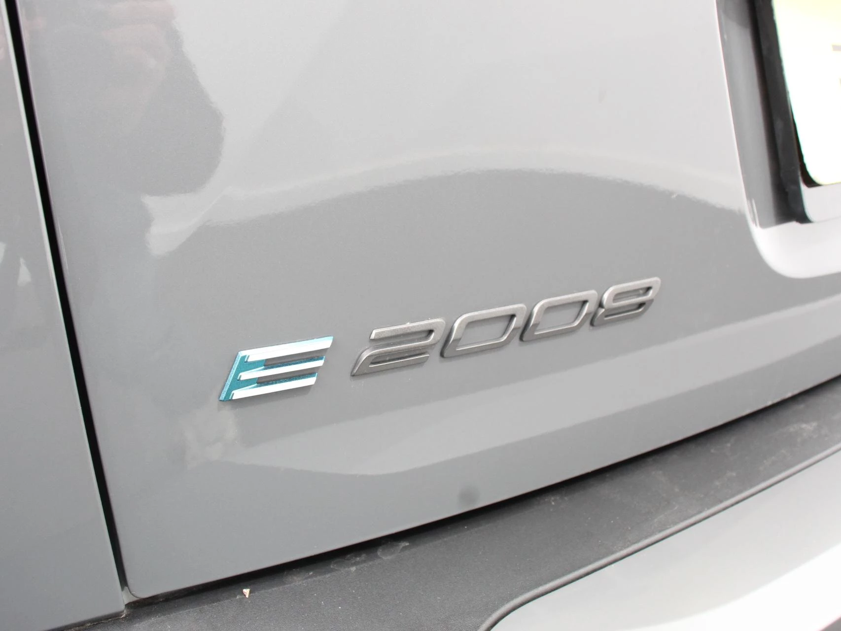 Hoofdafbeelding Peugeot e-2008
