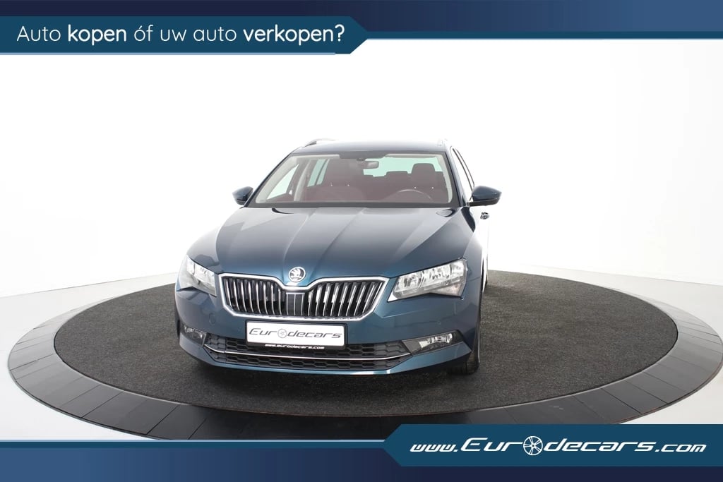 Hoofdafbeelding Škoda Superb