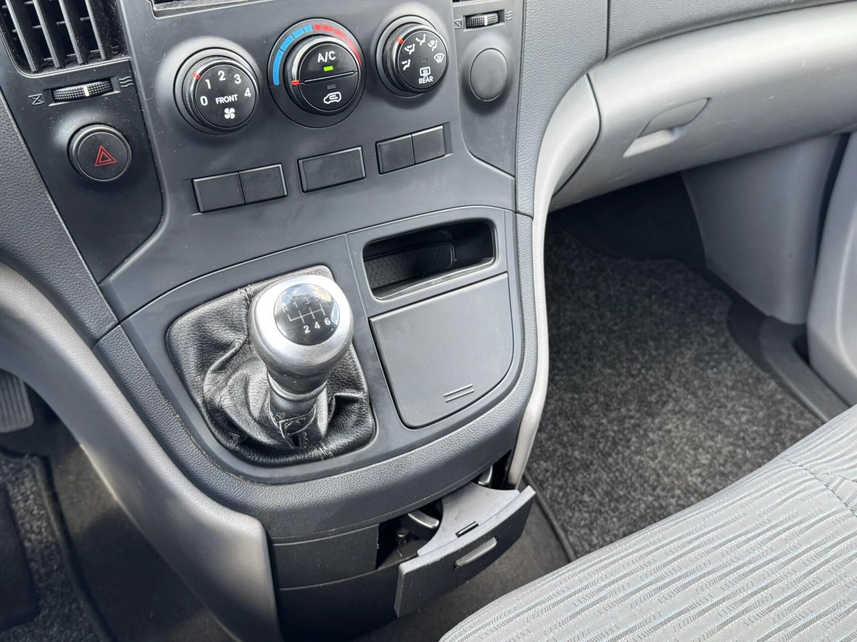 Hoofdafbeelding Hyundai H300