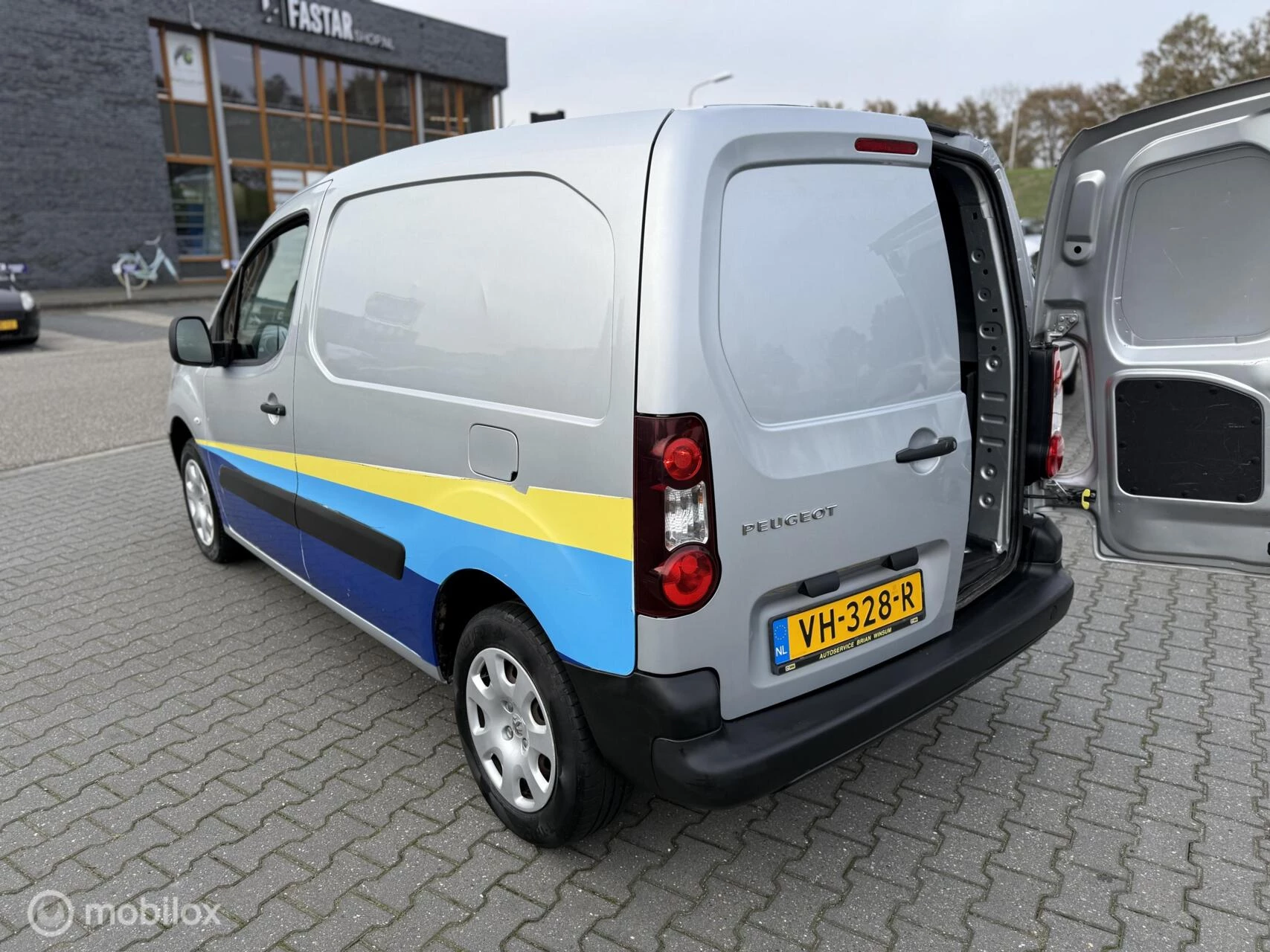 Hoofdafbeelding Peugeot Partner