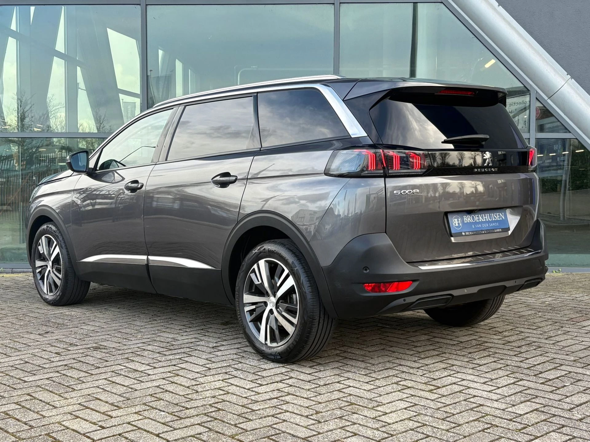 Hoofdafbeelding Peugeot 5008