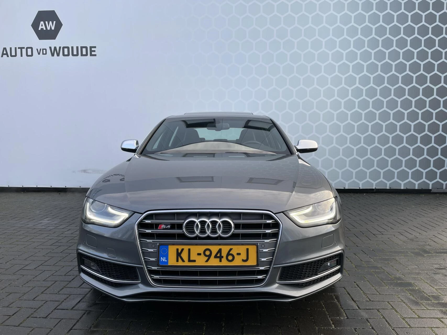 Hoofdafbeelding Audi S4