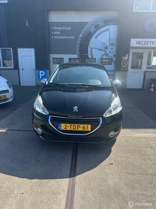 Peugeot 208 1.2 VTi Allure