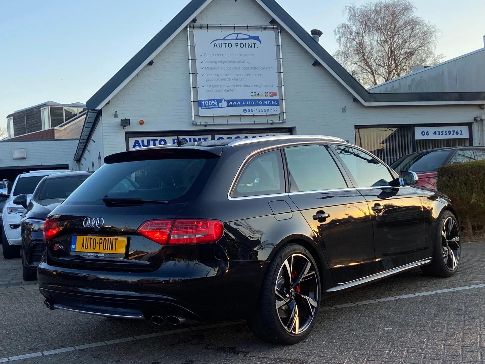 Hoofdafbeelding Audi S4