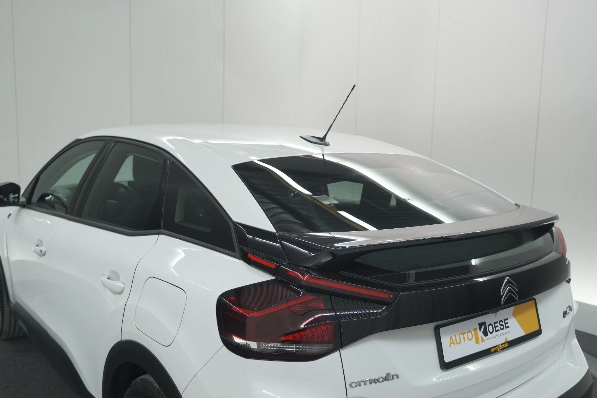 Hoofdafbeelding Citroën ë-C4