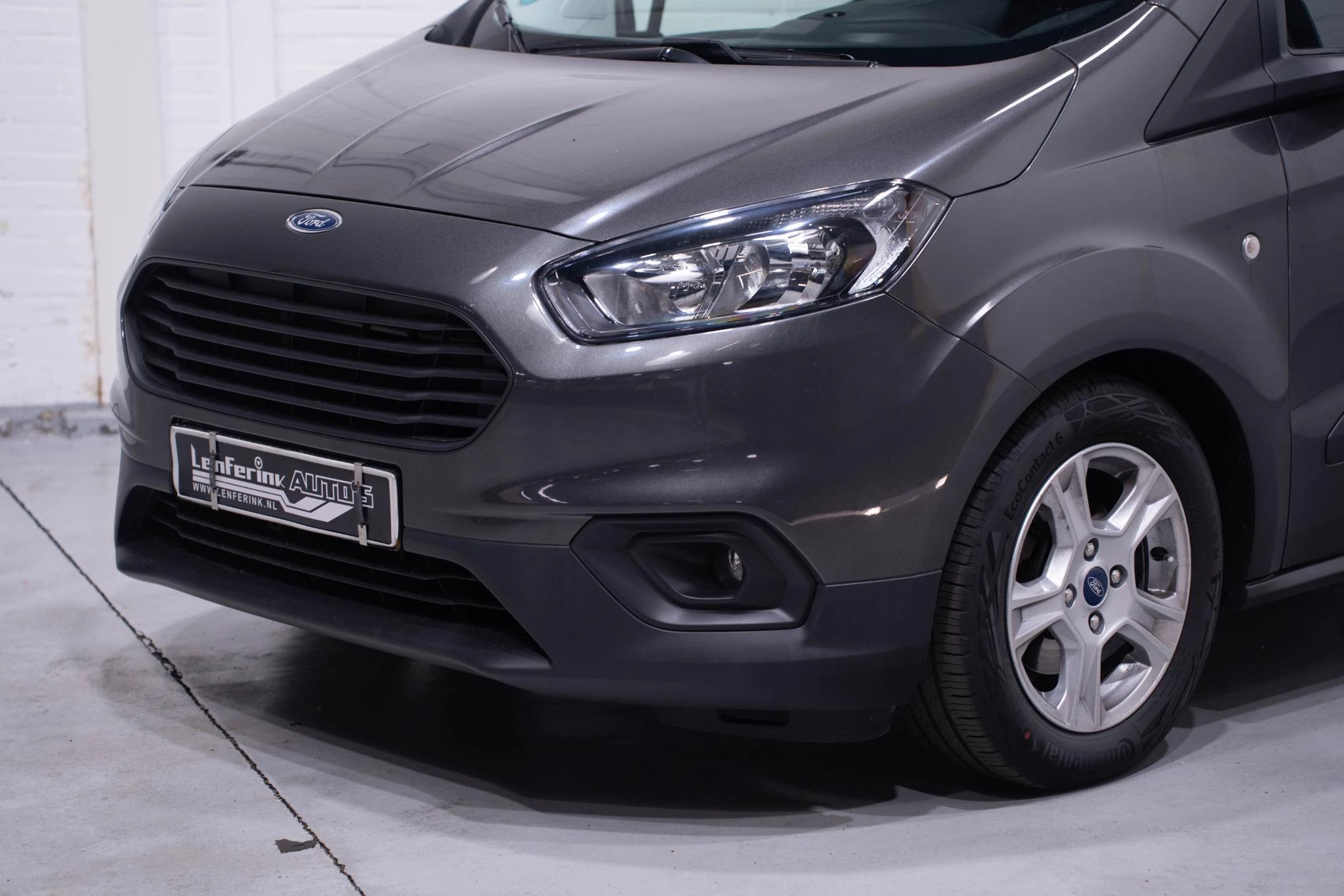 Hoofdafbeelding Ford Transit Courier