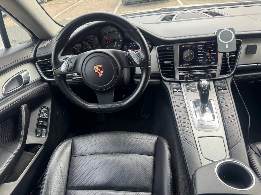 Hoofdafbeelding Porsche Panamera