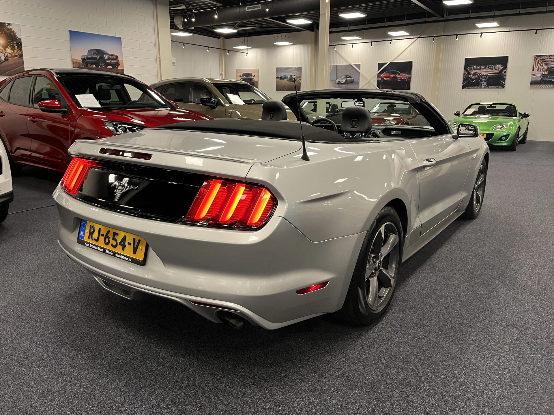 Hoofdafbeelding Ford Mustang