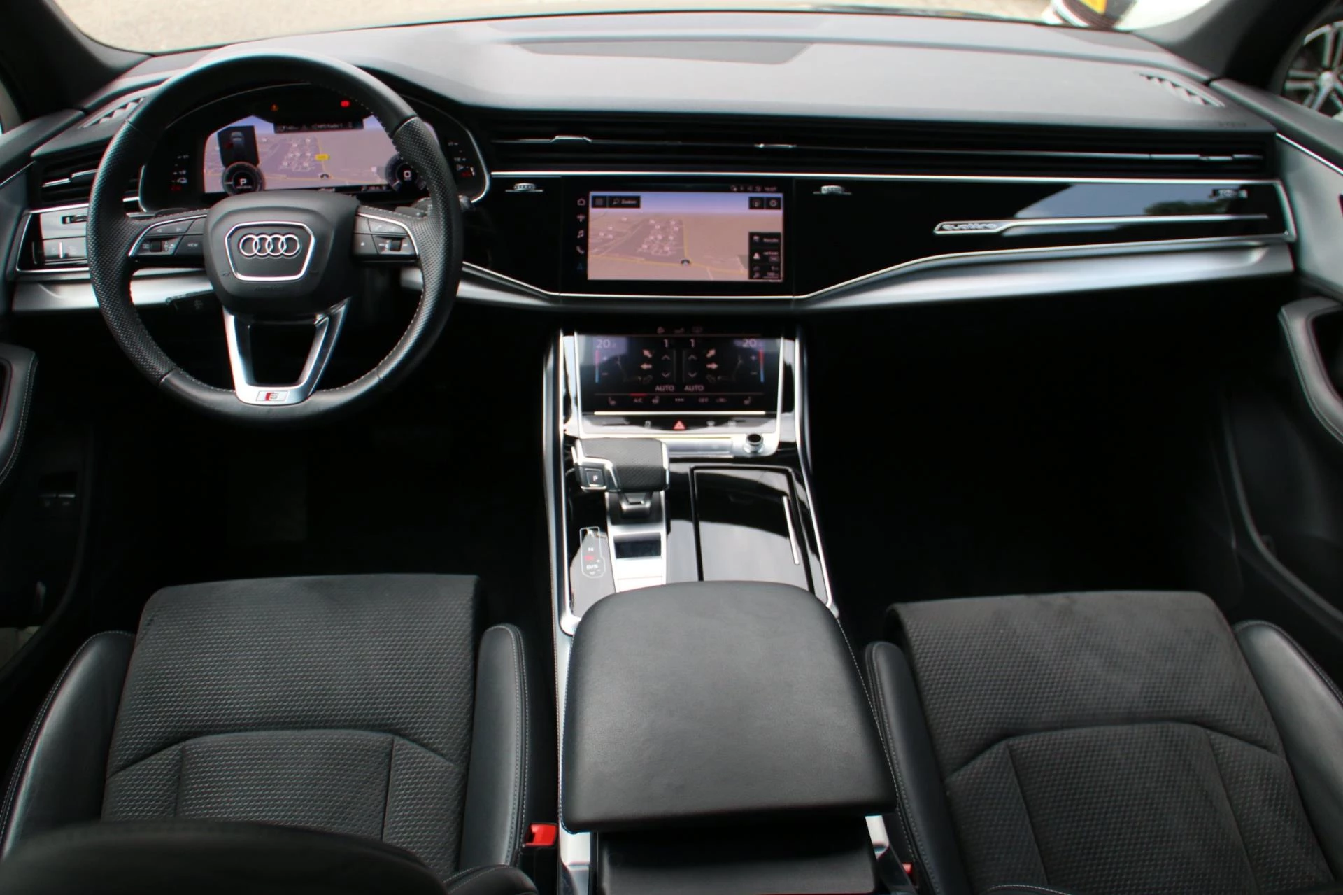 Hoofdafbeelding Audi Q7