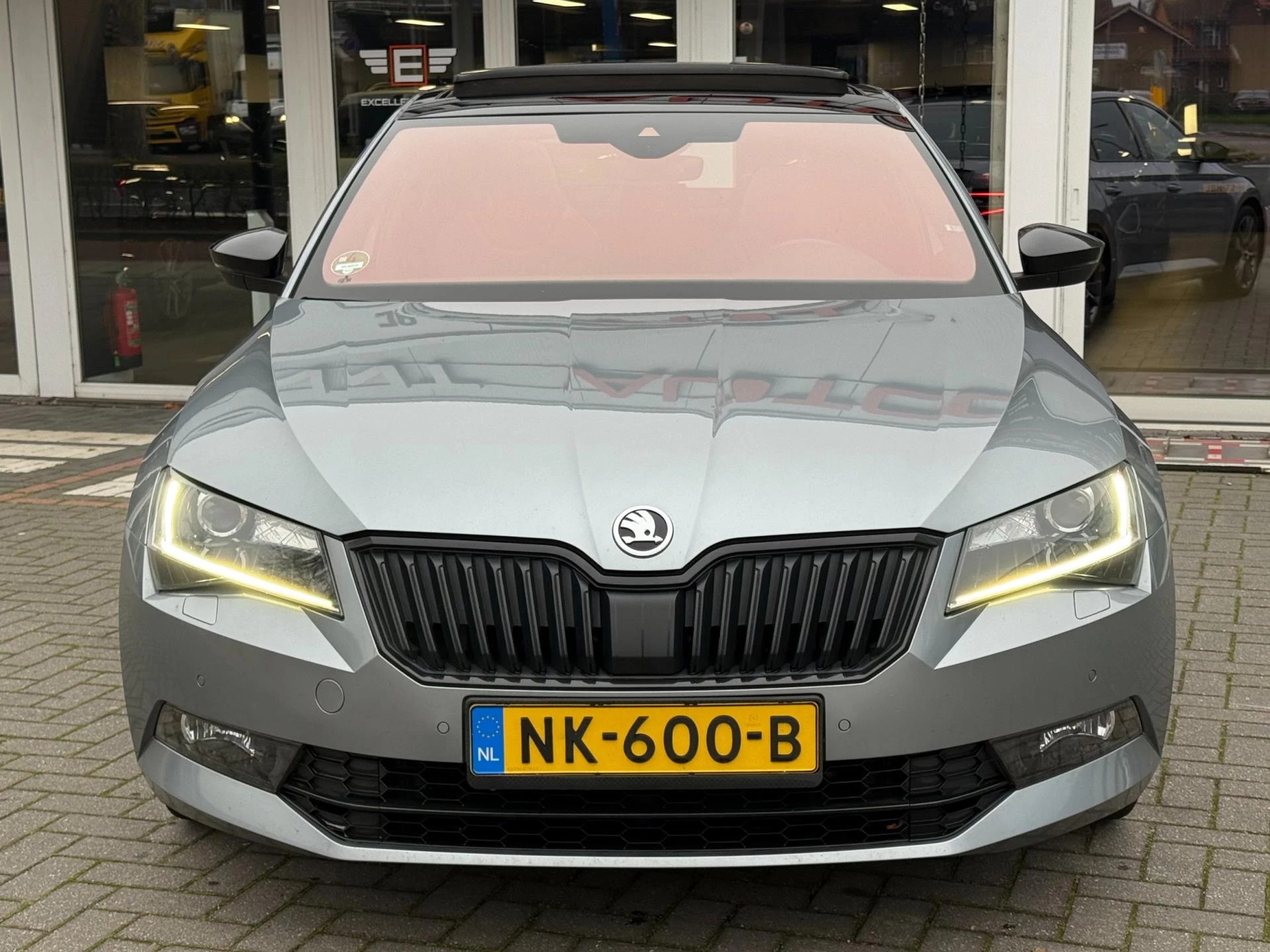 Hoofdafbeelding Škoda Superb