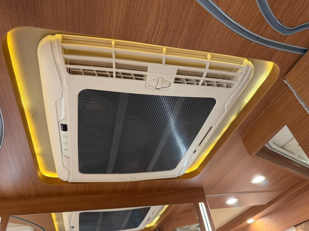 Hoofdafbeelding Carthago Chic C-line