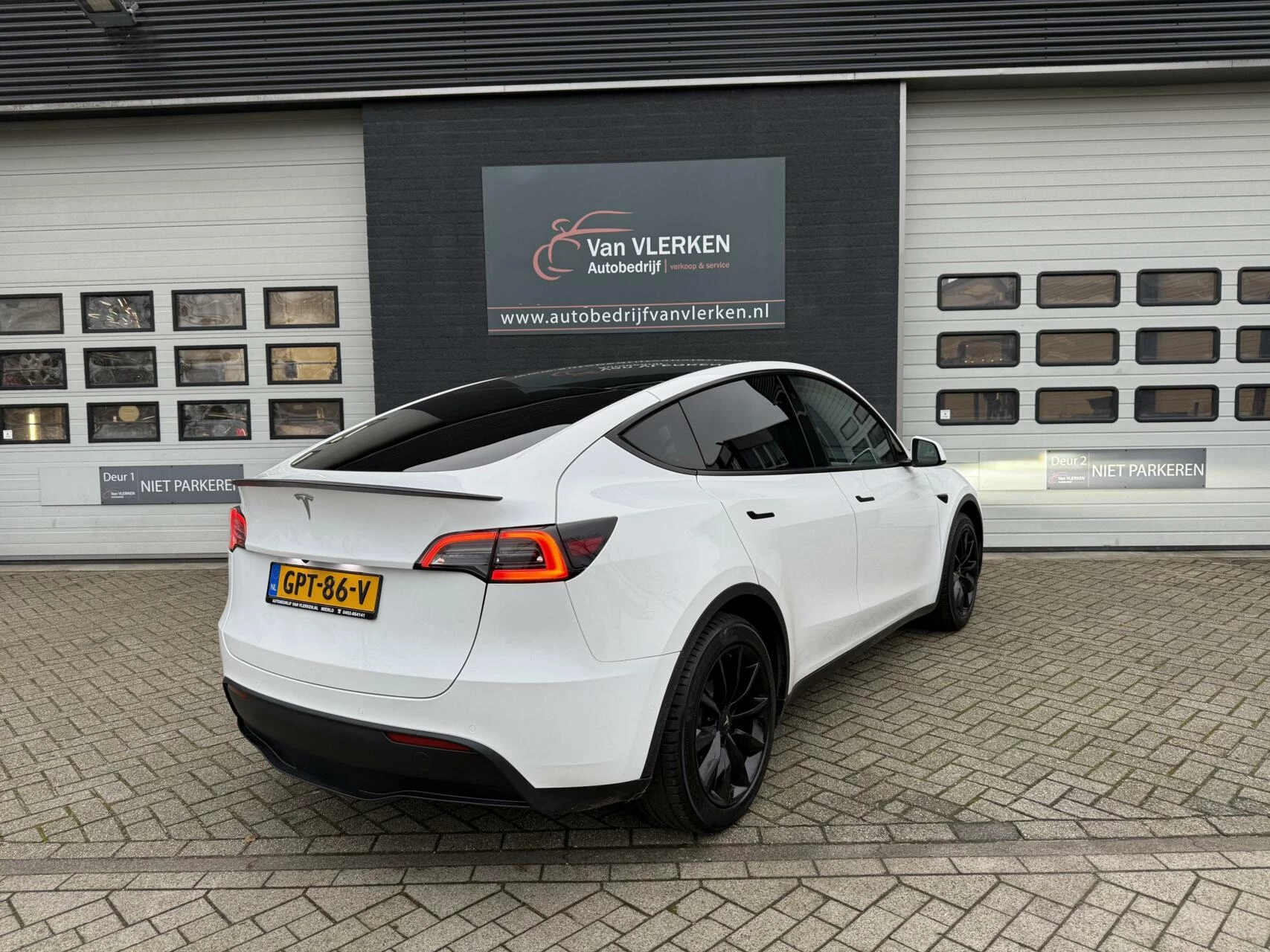 Hoofdafbeelding Tesla Model Y