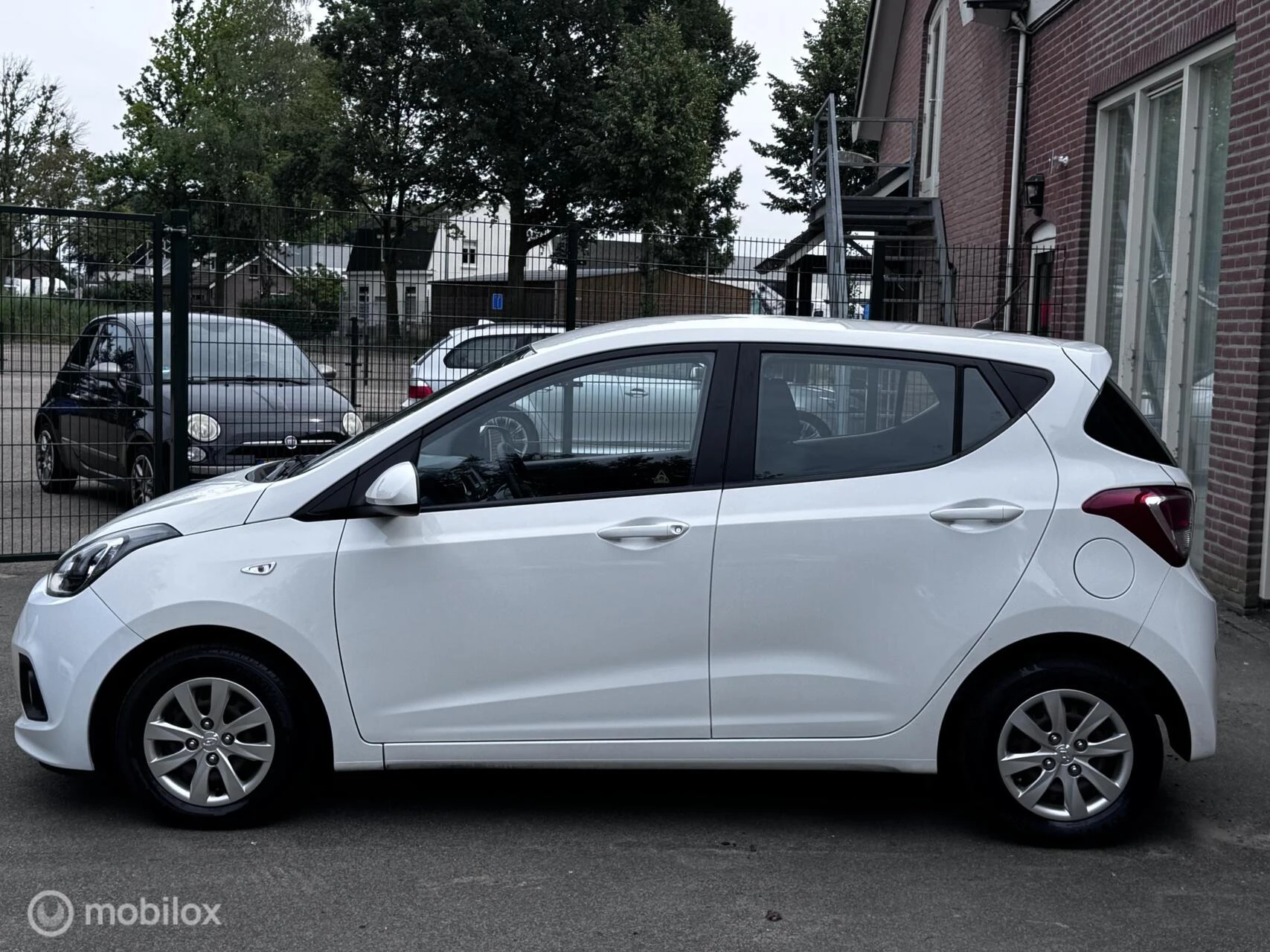 Hoofdafbeelding Hyundai i10