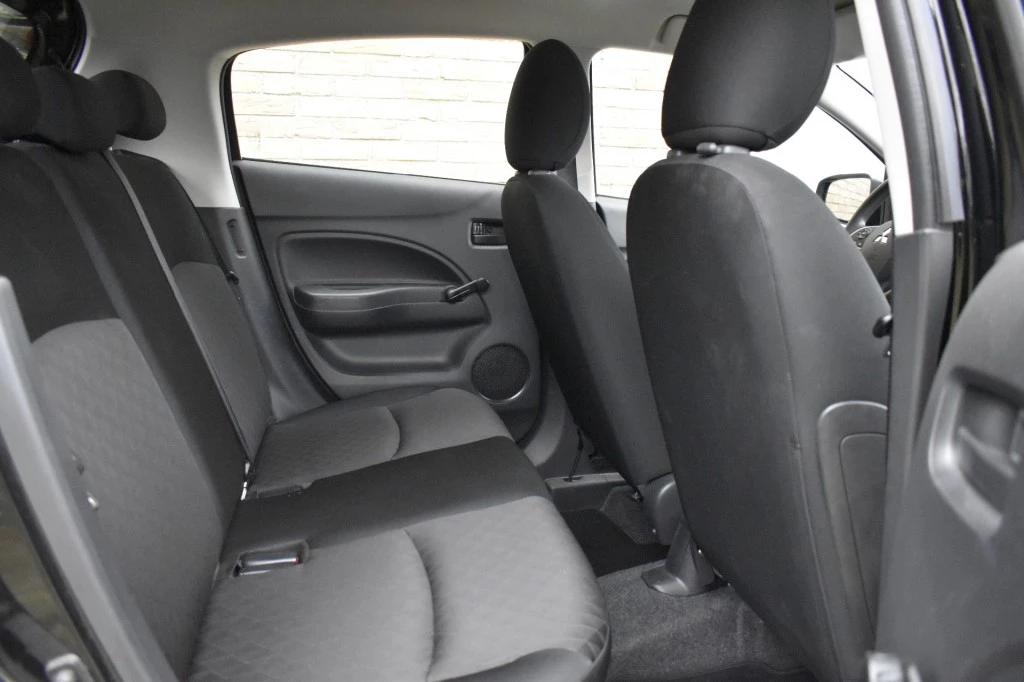 Hoofdafbeelding Mitsubishi Space Star