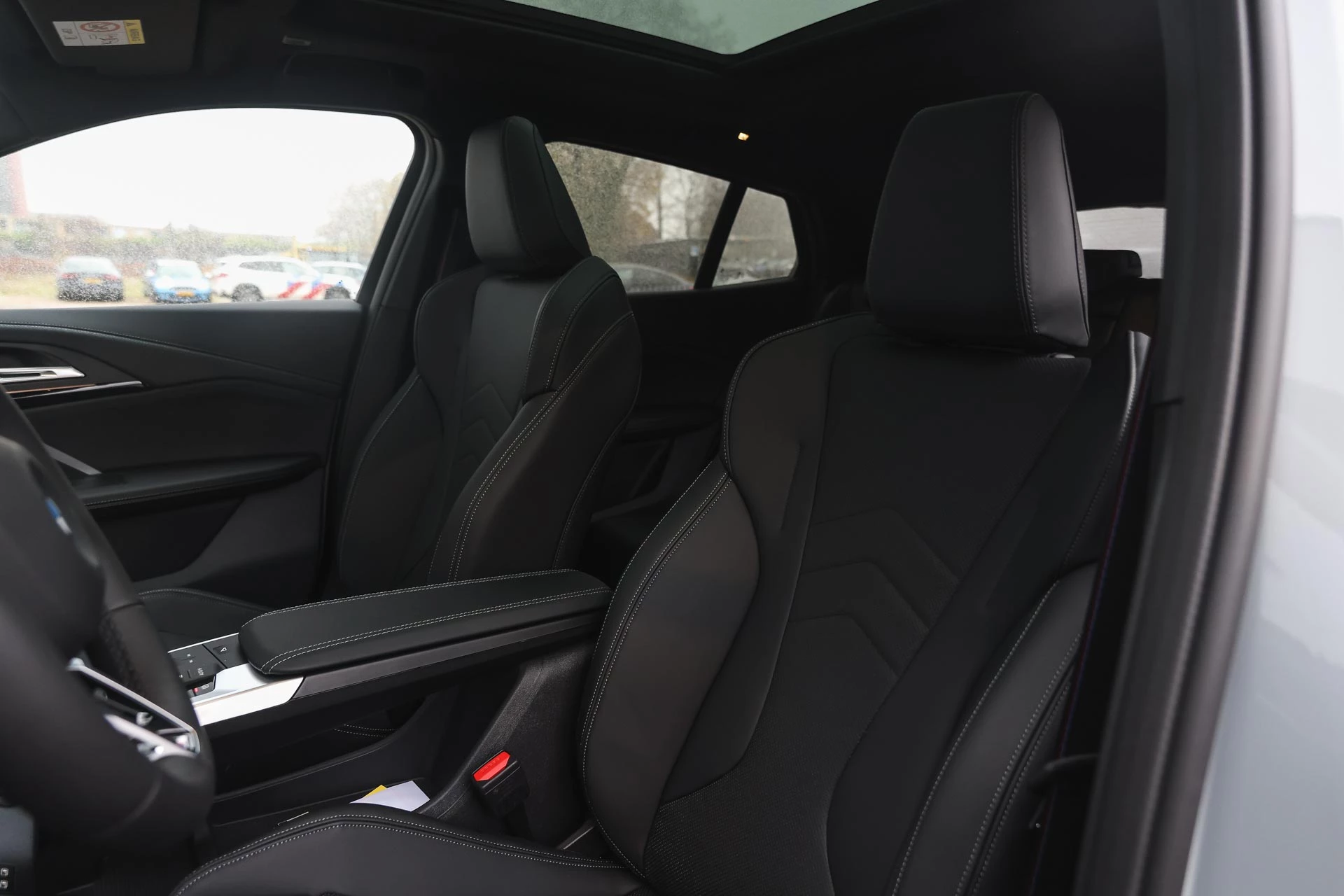 Hoofdafbeelding BMW iX2