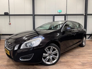 Volvo V60 1.6 T4 Summum / AUTOMAAT / LEDER / MEMORY SEATS / CLIMA /