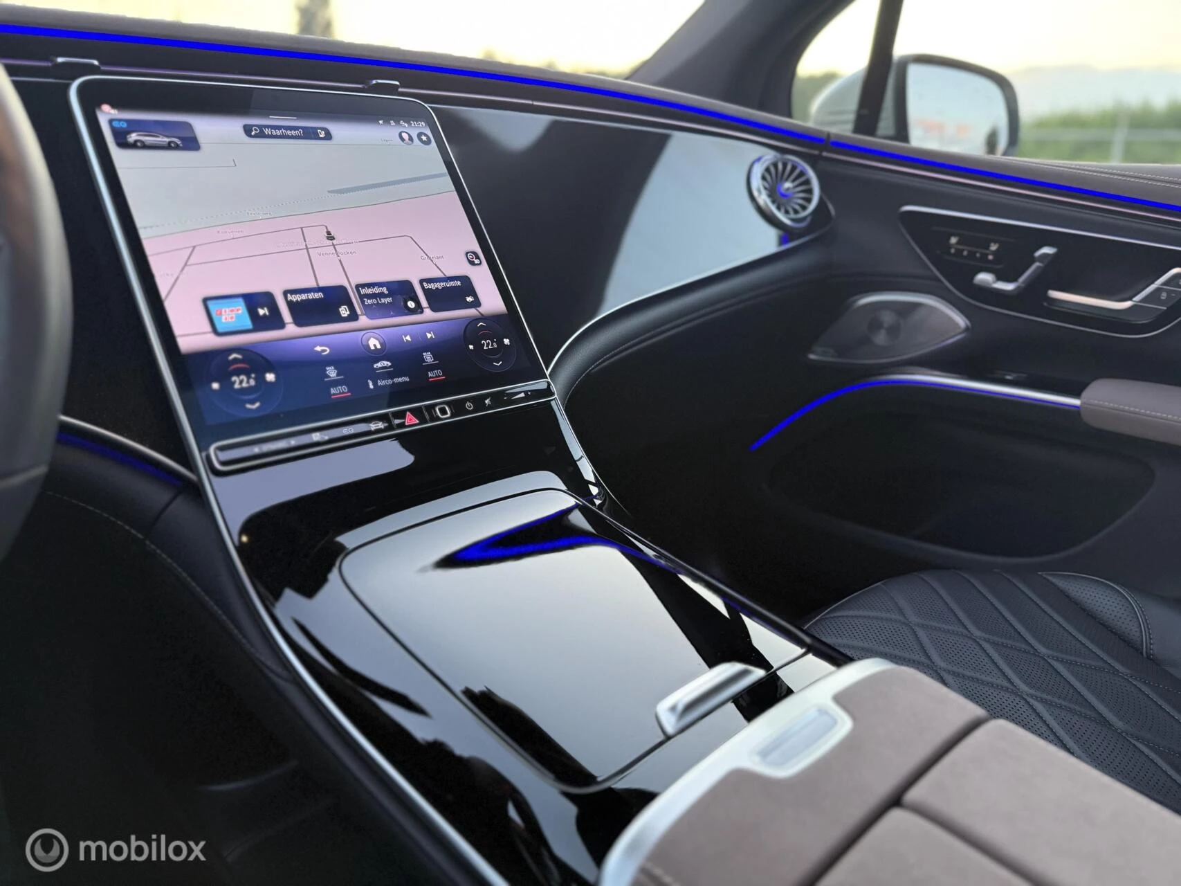 Hoofdafbeelding Mercedes-Benz EQS