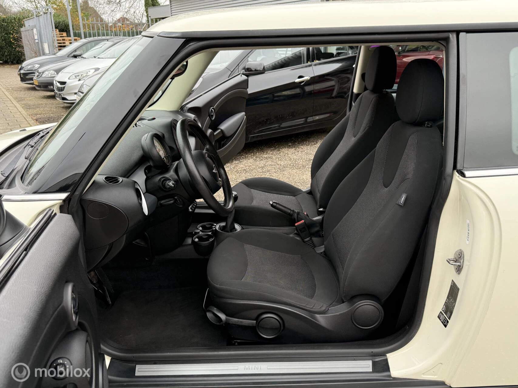 Hoofdafbeelding MINI One