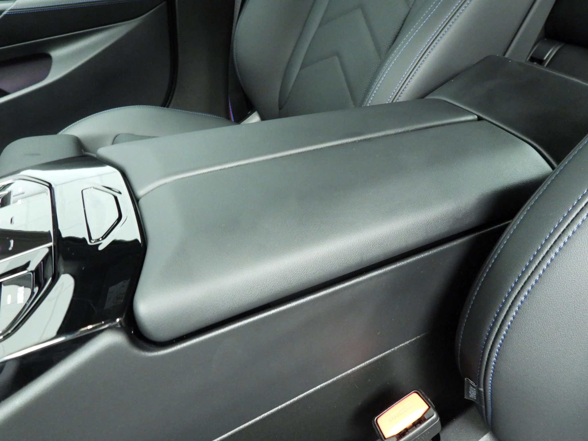 Hoofdafbeelding BMW i5