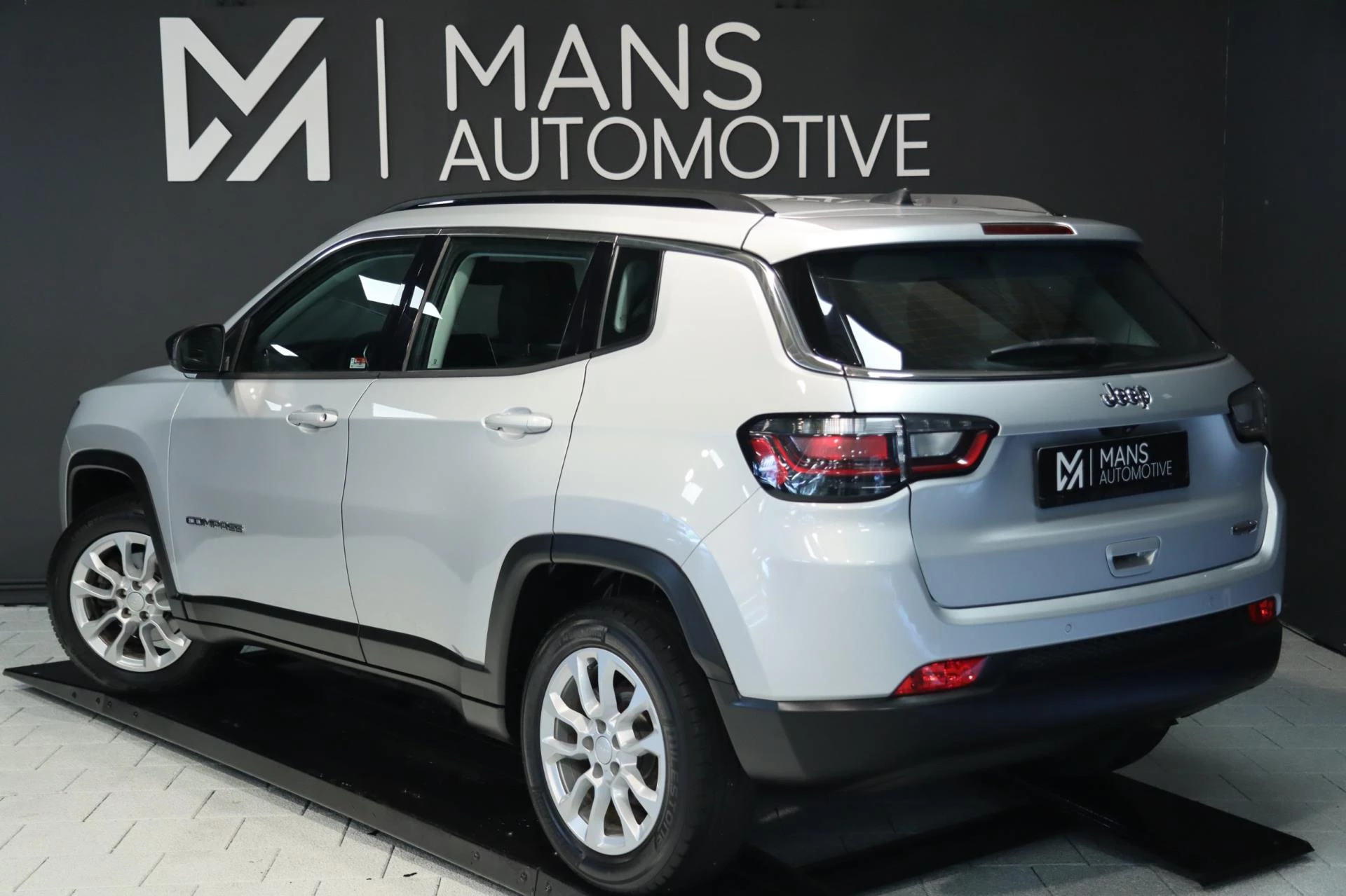 Hoofdafbeelding Jeep Compass