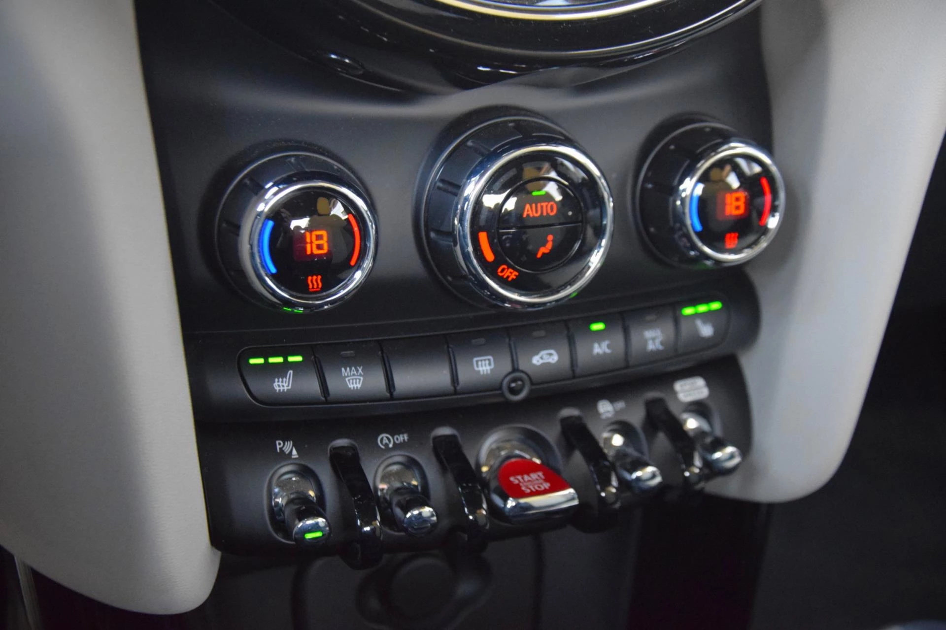 Hoofdafbeelding MINI Cooper