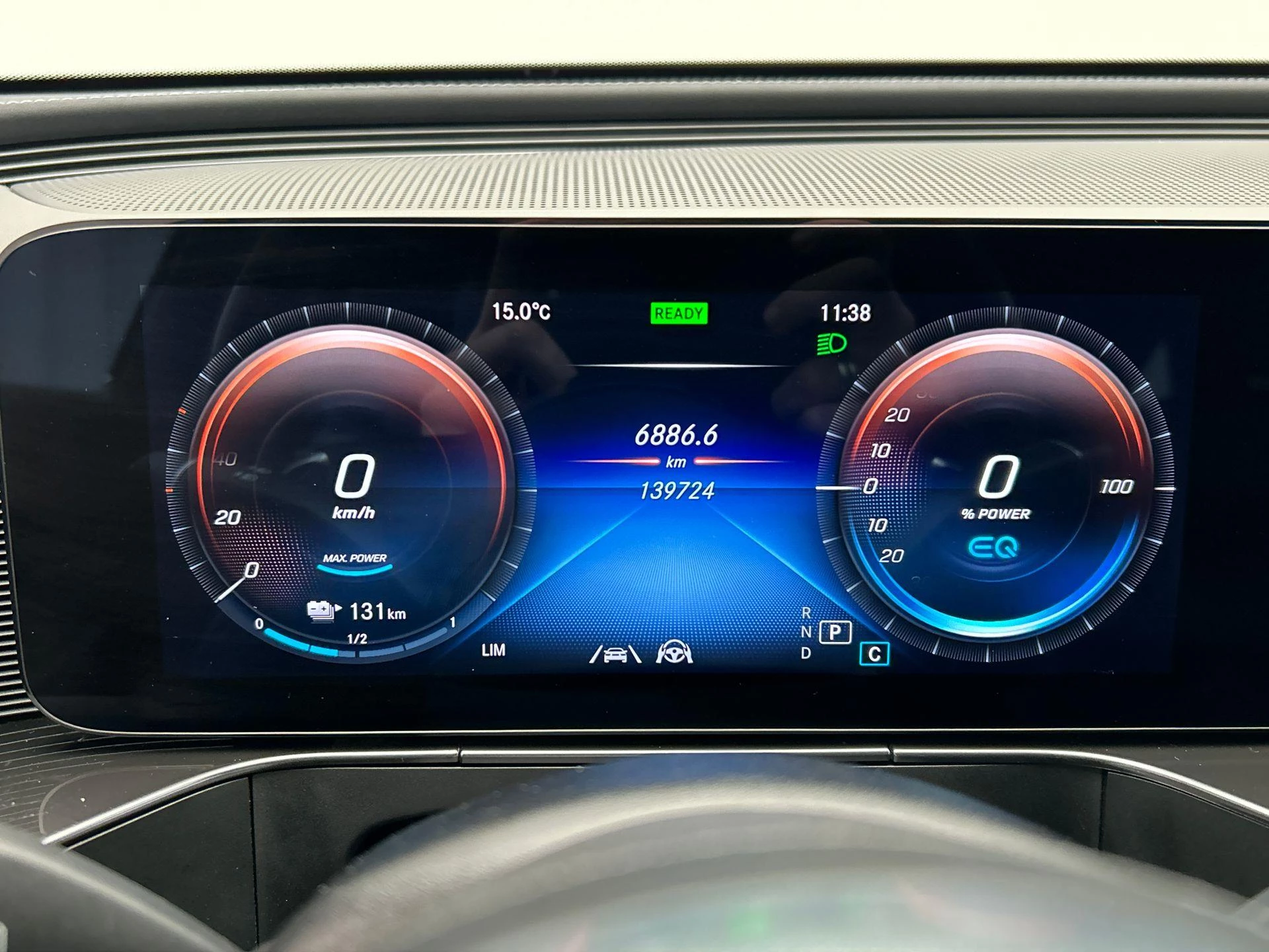 Hoofdafbeelding Mercedes-Benz EQC