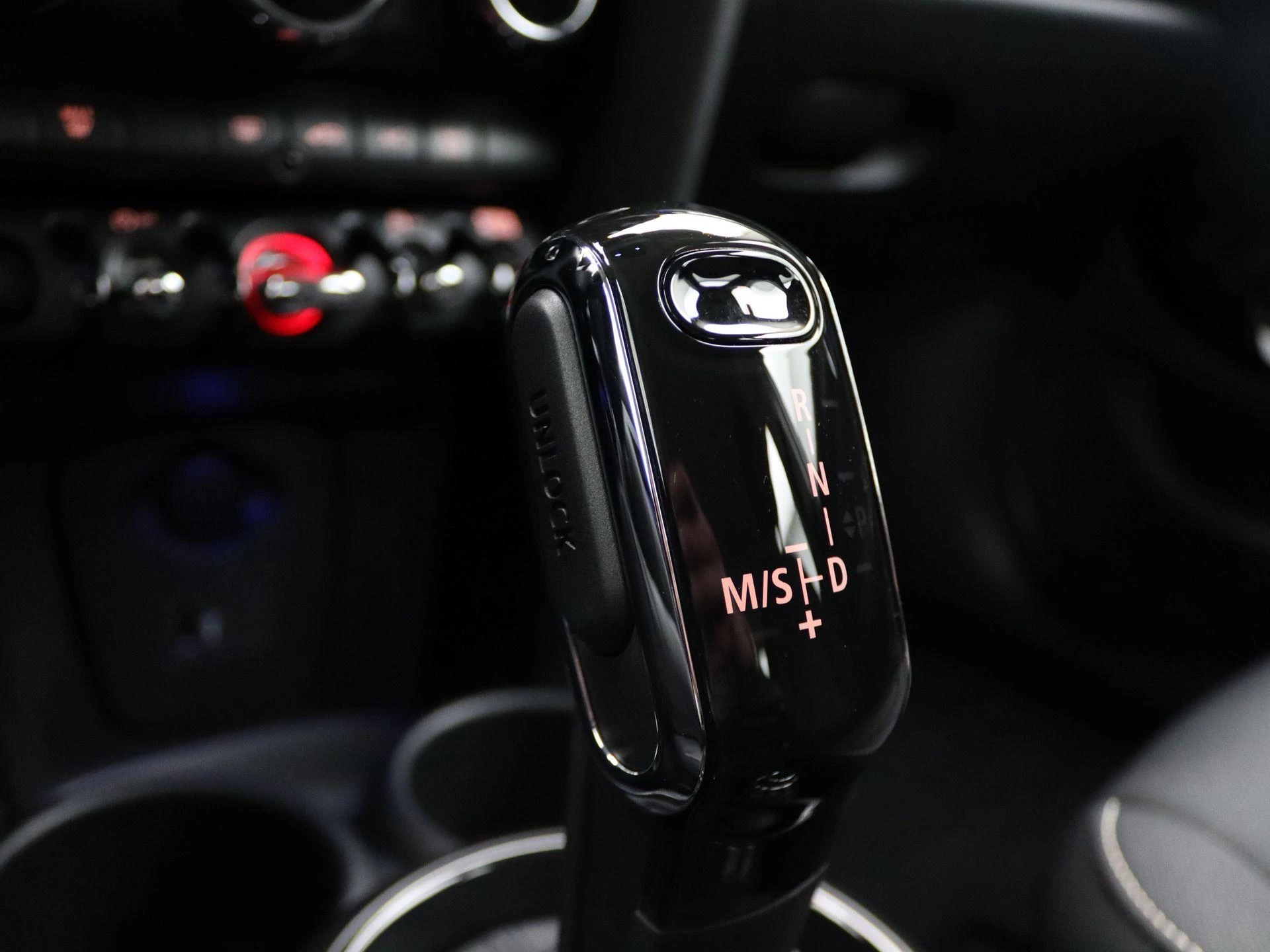 Hoofdafbeelding MINI 5-deurs