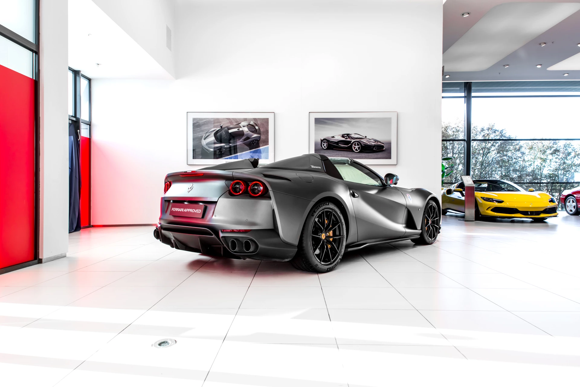 Hoofdafbeelding Ferrari 812 GTS