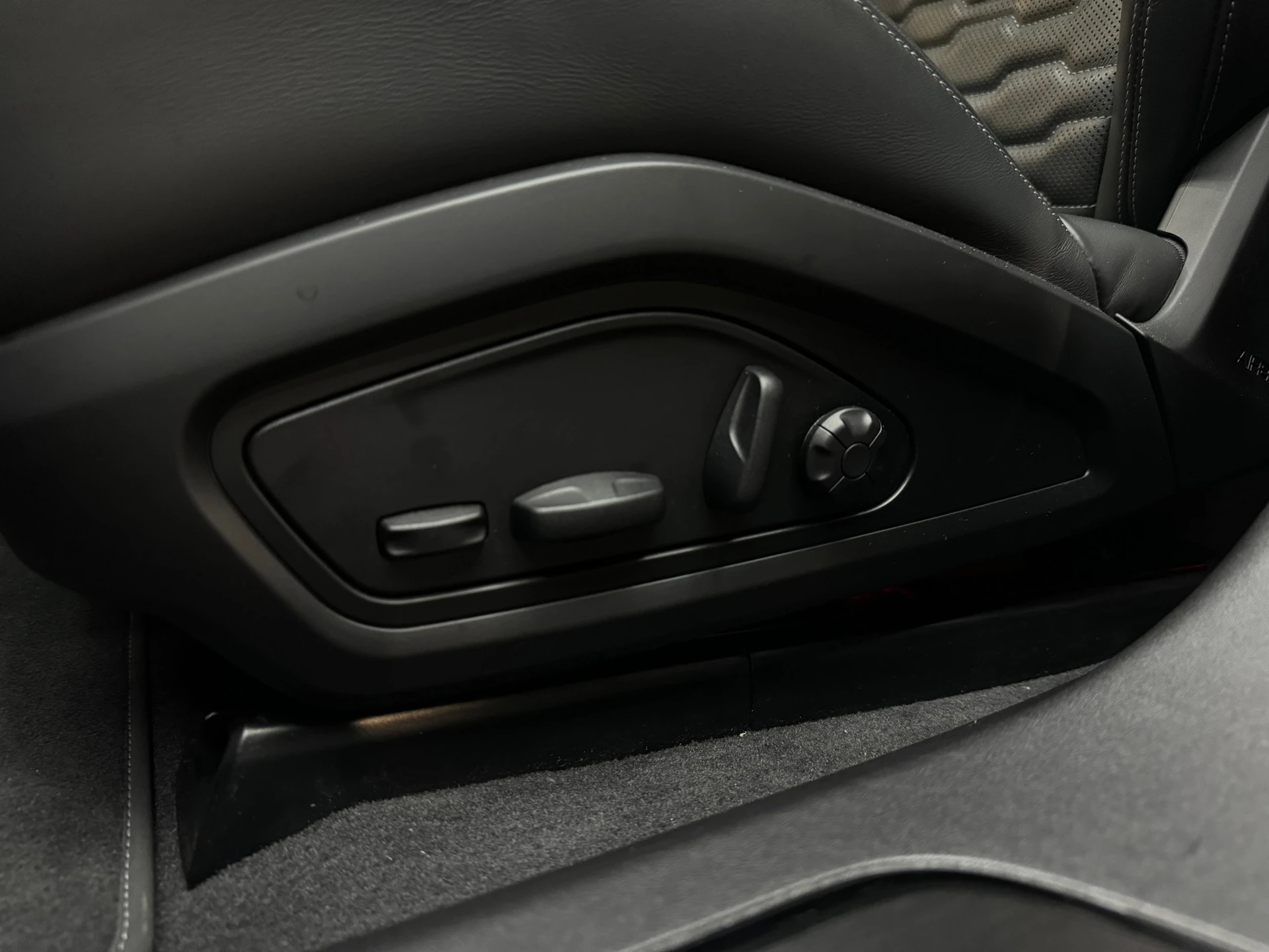 Hoofdafbeelding Audi e-tron GT