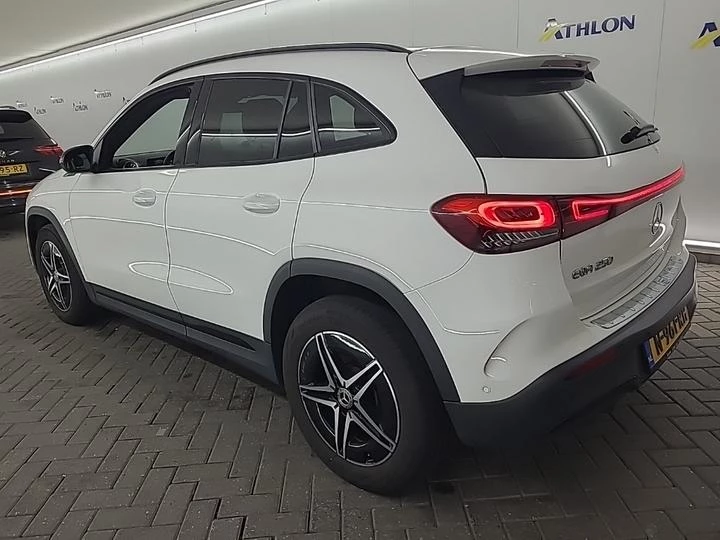 Hoofdafbeelding Mercedes-Benz EQA