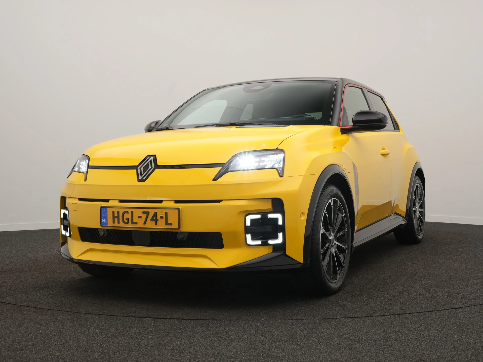 Hoofdafbeelding Renault 5