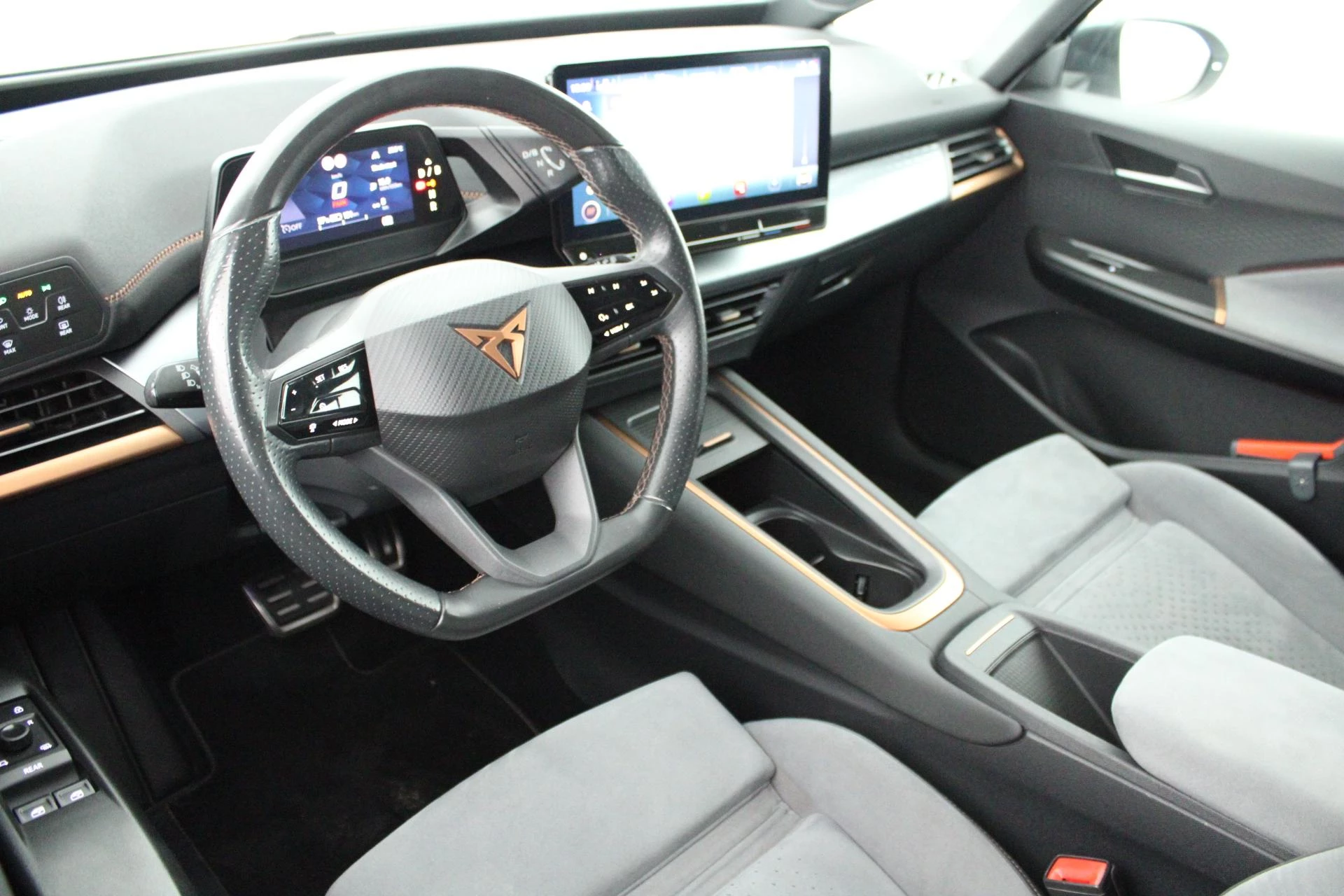 Hoofdafbeelding CUPRA Born