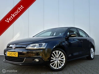 VOLKSWAGEN JETTA 1.4 TSI HYBRID HIGHLINE/HALF-LEDER/TREKHAAK/LED/17''LMV/NAVI/BLUETOOTH/LED