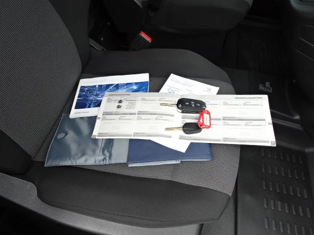 Hoofdafbeelding Peugeot Partner