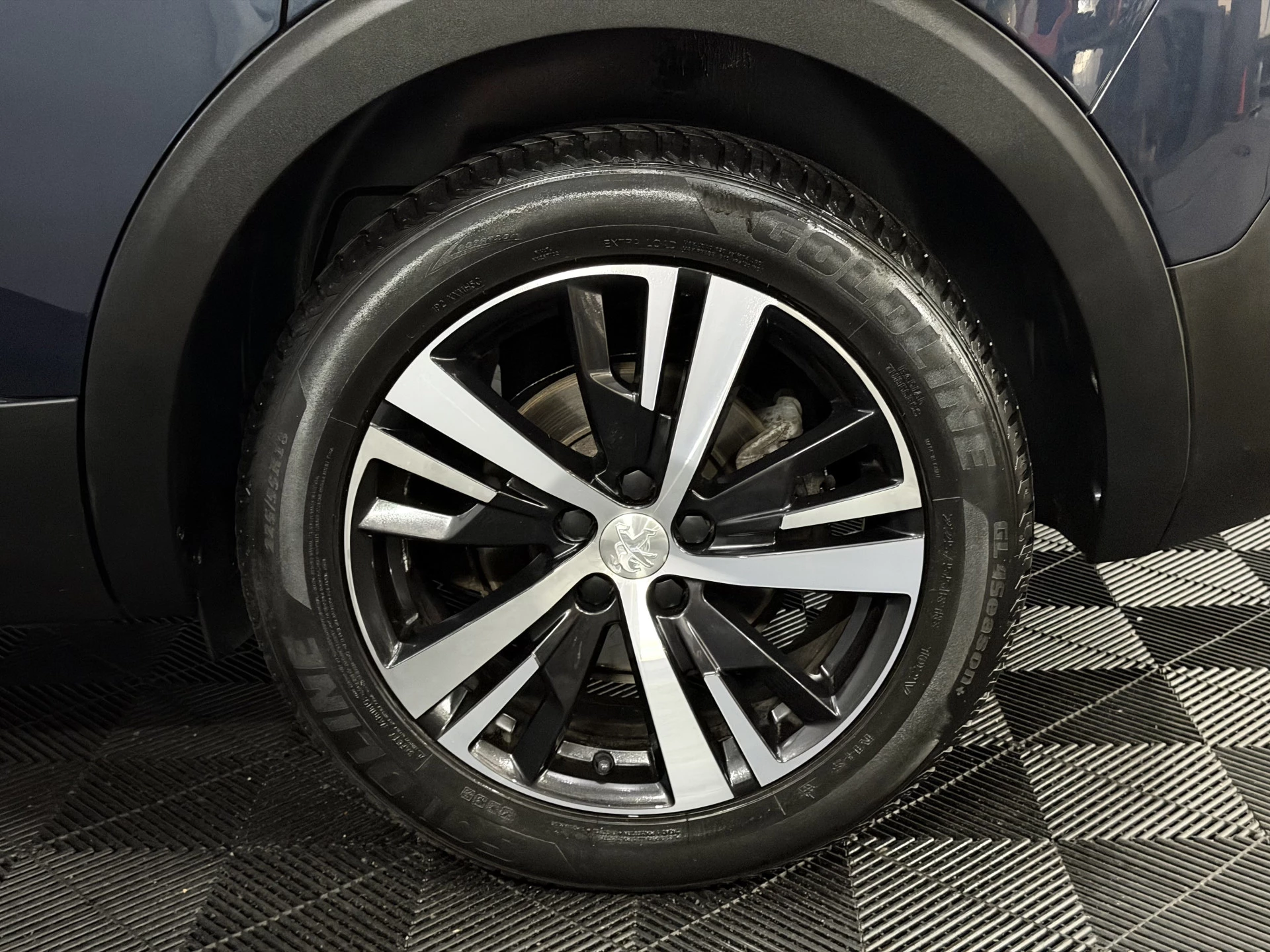 Hoofdafbeelding Peugeot 5008
