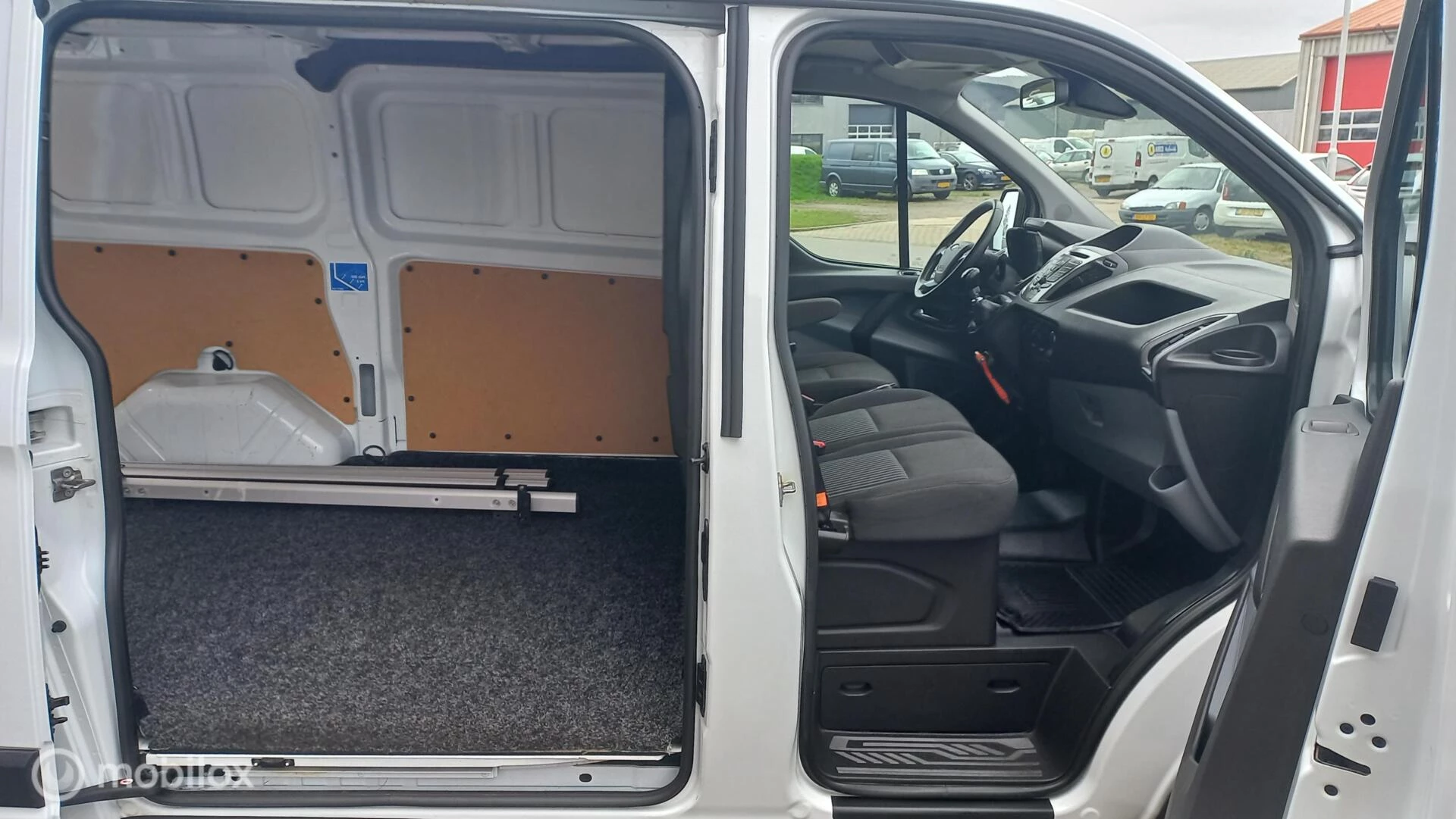 Hoofdafbeelding Ford Transit Custom