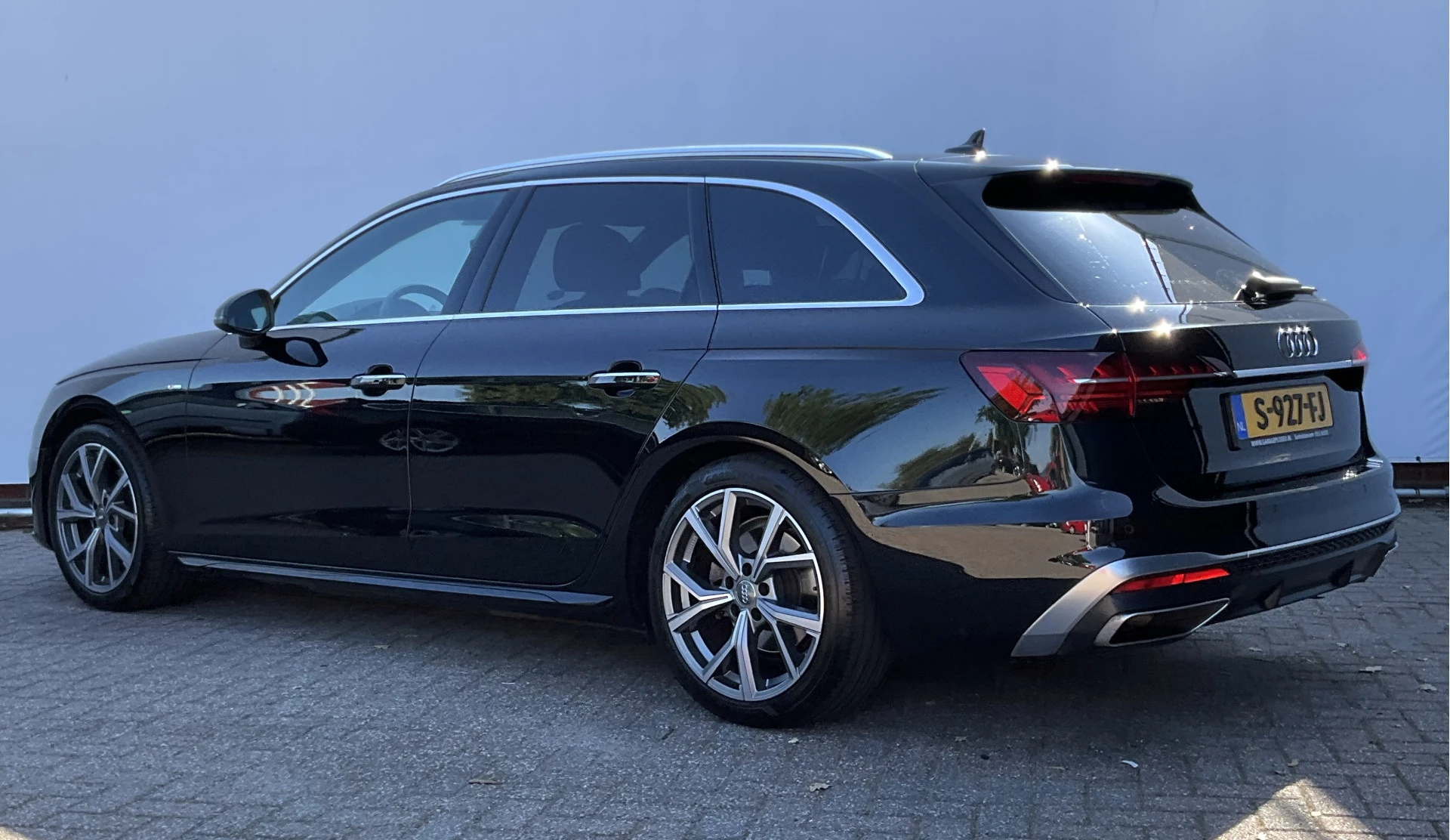 Hoofdafbeelding Audi A4