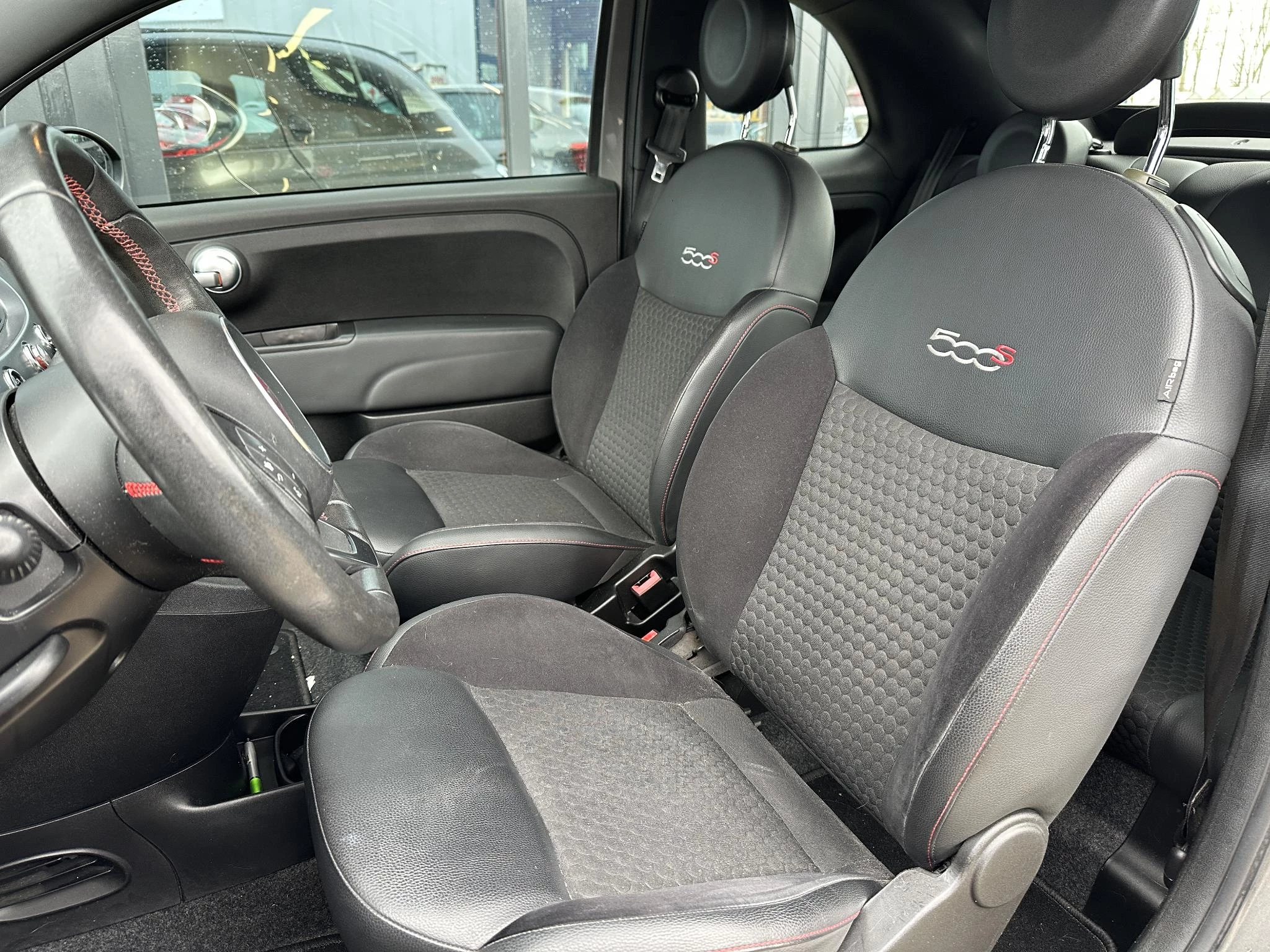 Hoofdafbeelding Fiat 500C