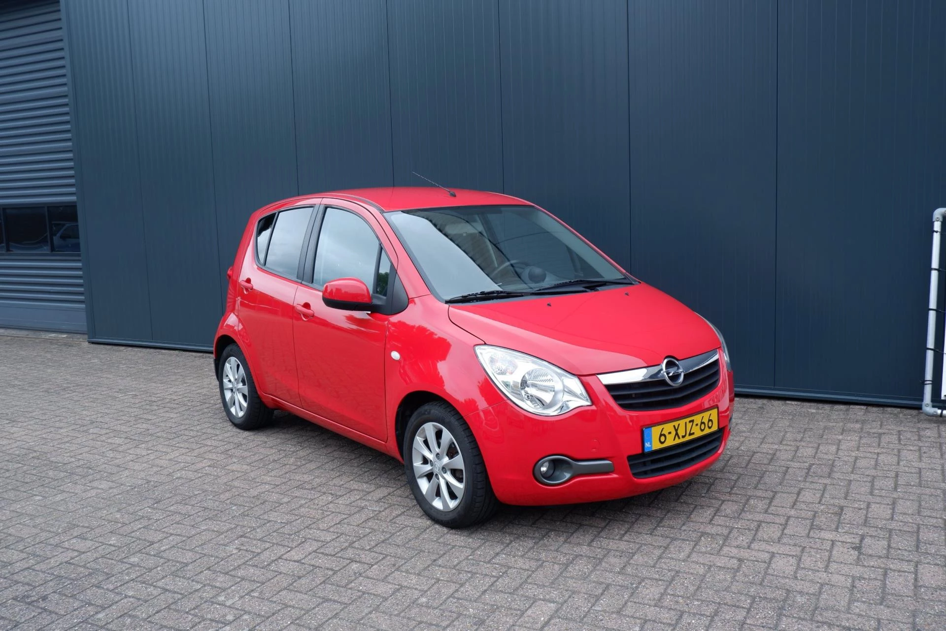 Hoofdafbeelding Opel Agila