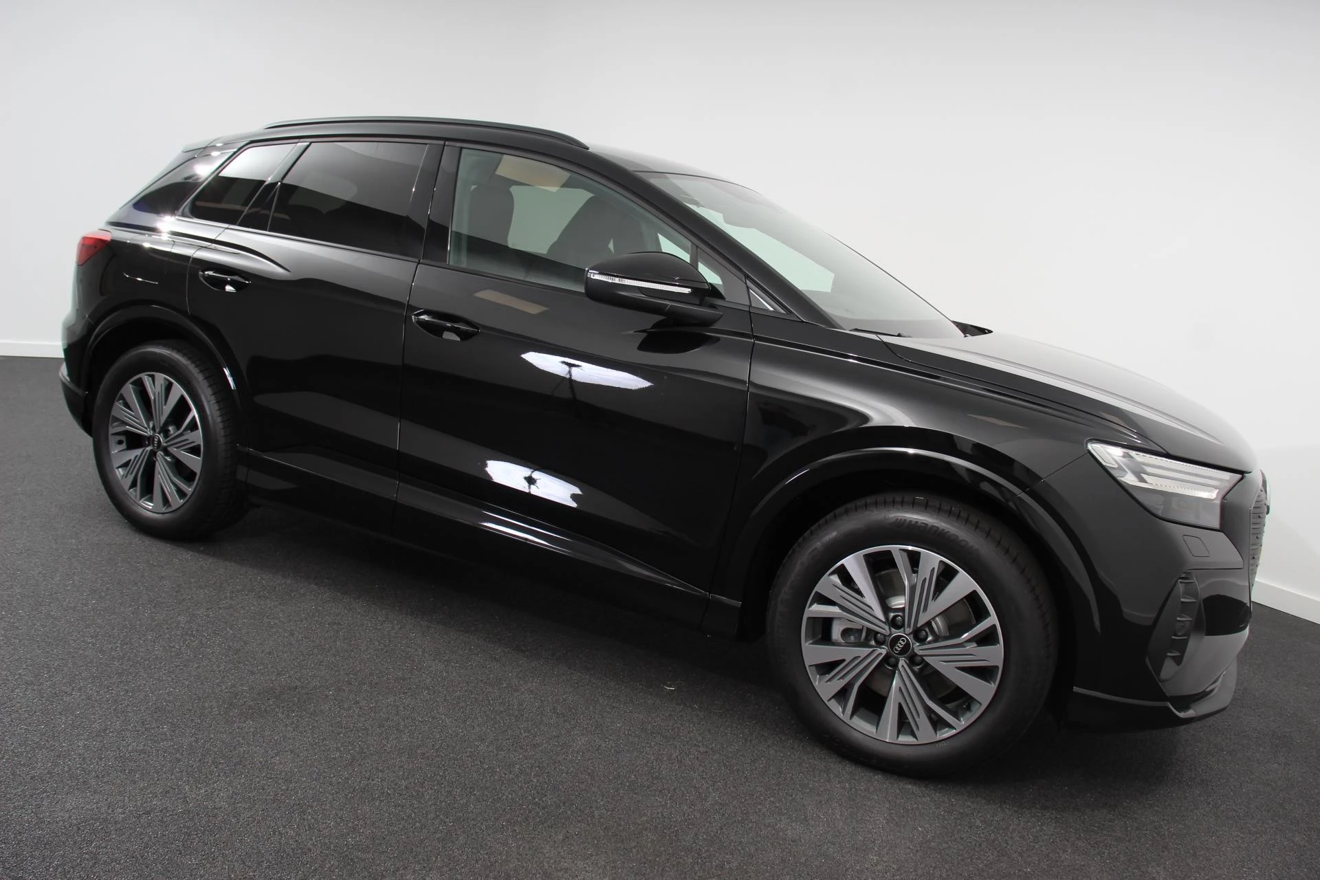 Hoofdafbeelding Audi Q4 e-tron