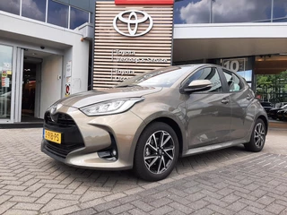 Toyota Yaris 1.5 Hybrid Dynamic NL-AUTO LED KEYLESS APPLE/ANDROID CLIMA CAMERA AD-CRUISE