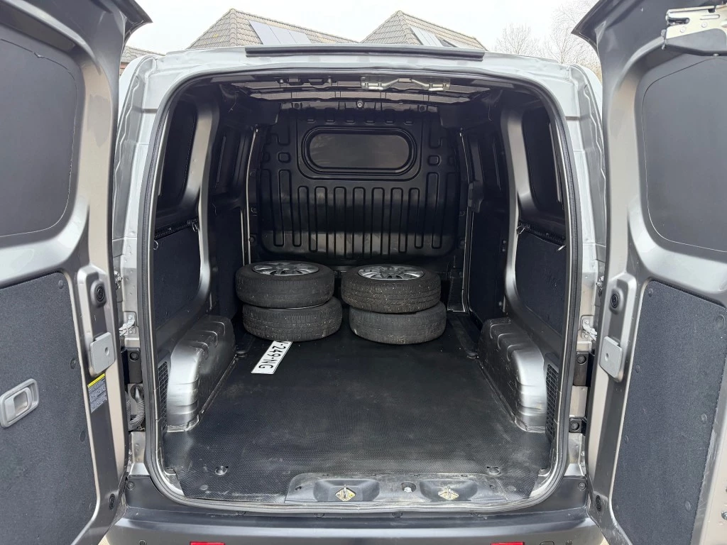 Hoofdafbeelding Nissan NV200