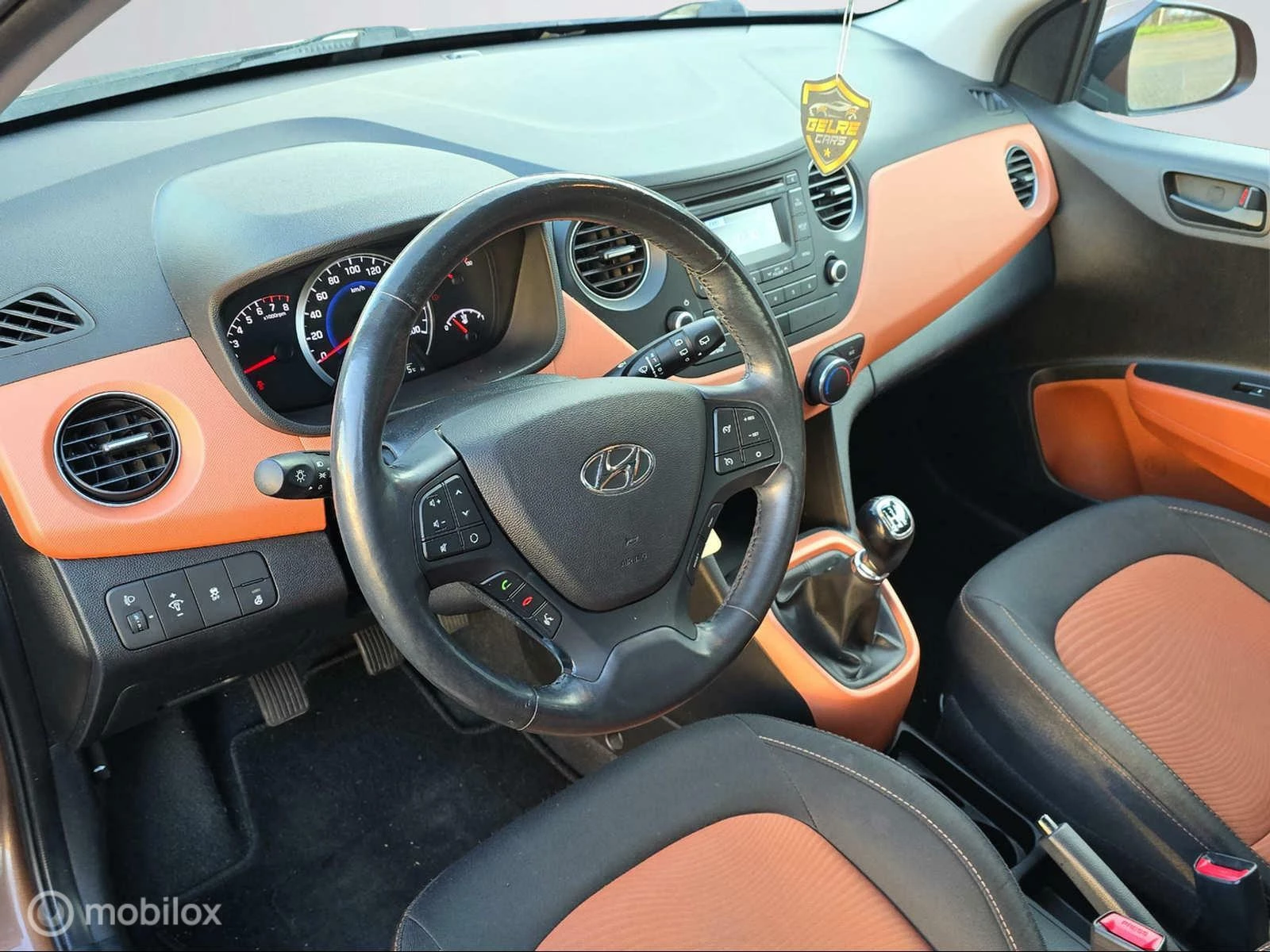 Hoofdafbeelding Hyundai i10