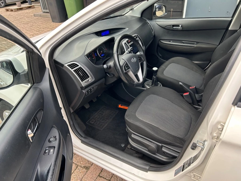 Hoofdafbeelding Hyundai i20