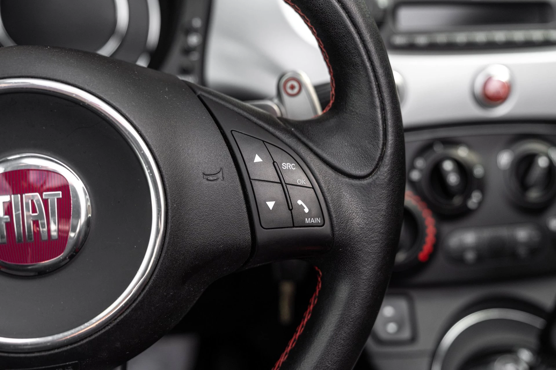 Hoofdafbeelding Fiat 500C