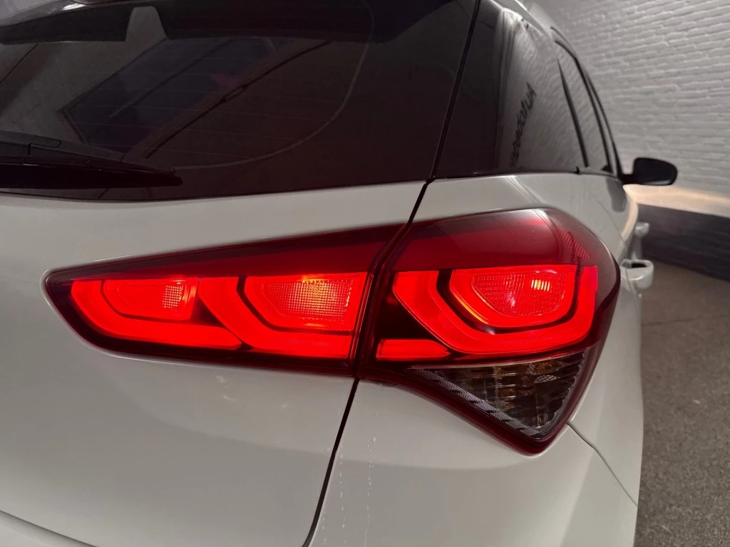 Hoofdafbeelding Hyundai i20