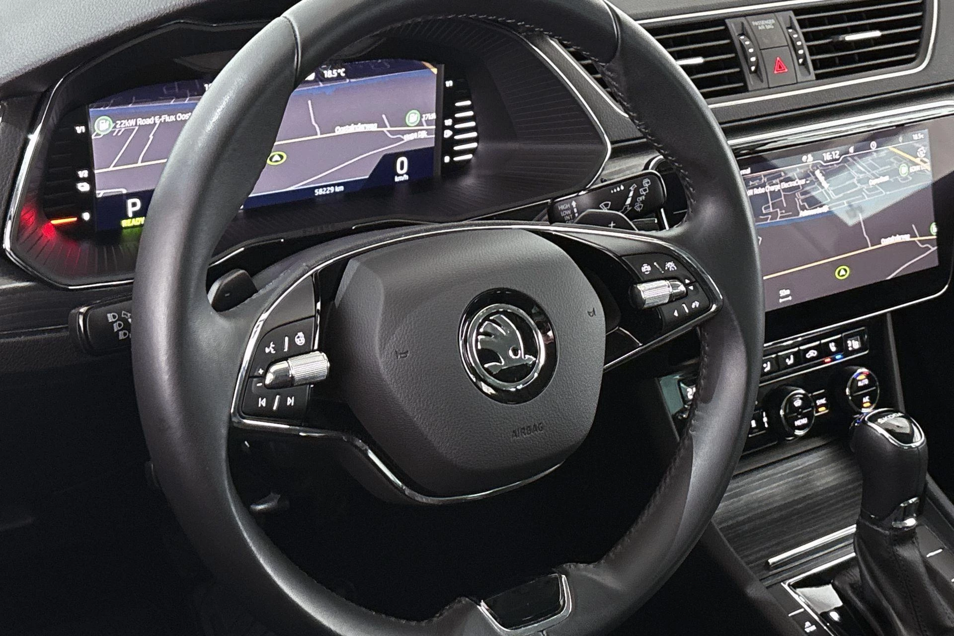 Hoofdafbeelding Škoda Superb
