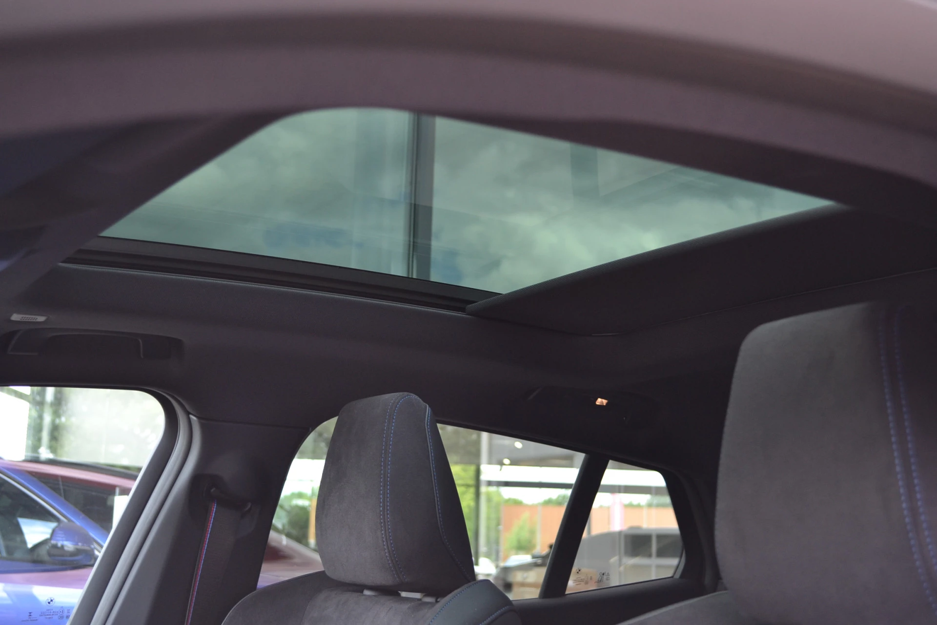 Hoofdafbeelding BMW iX2