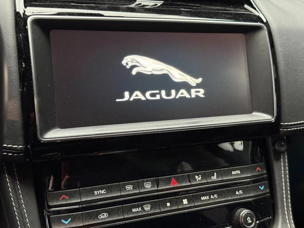 Hoofdafbeelding Jaguar F-PACE