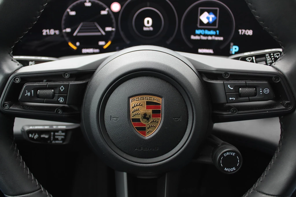 Hoofdafbeelding Porsche Taycan